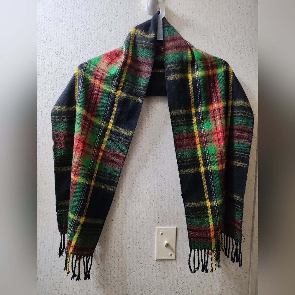 Vintage Rock Creek Acrylic Scarf Plaid Rasta Hippie Fringe Edges 11x64" Clean